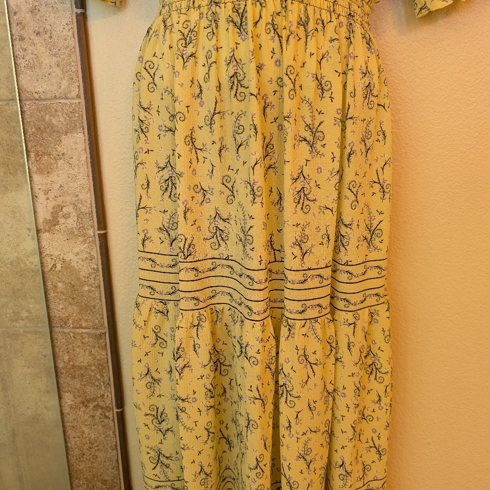 Max Studio Large Floral Yellow Maxi Dress - Picture 8 of 12